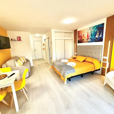 Modern Studio with Pool&Terrace Playa de las Américas, Tenerife *