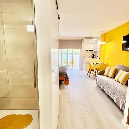 Modern With Pool & Terrace Playa De Americas, Tenerife 아파트