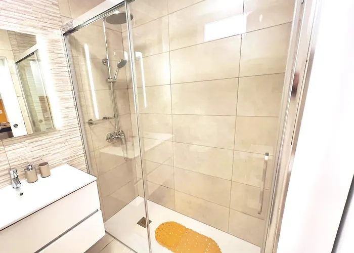 Modern Studio with Pool&Terrace Playa de las Américas, Tenerife