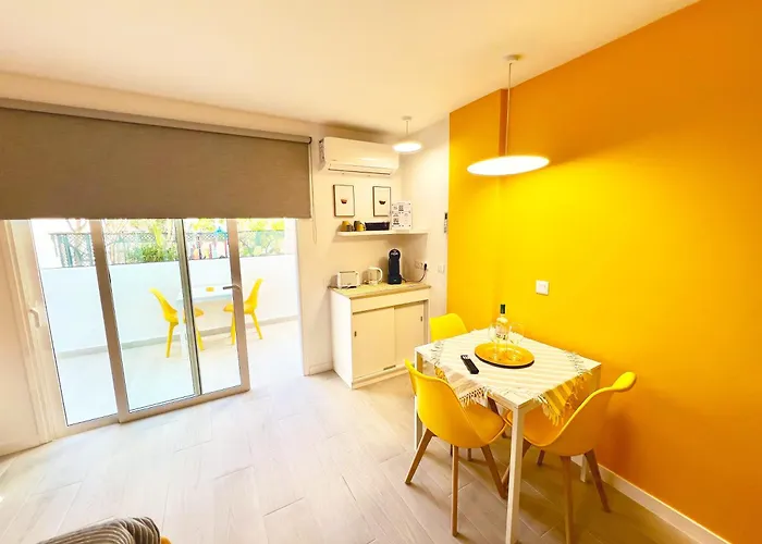 Modern Studio with Pool&Terrace Playa de las Américas, Tenerife