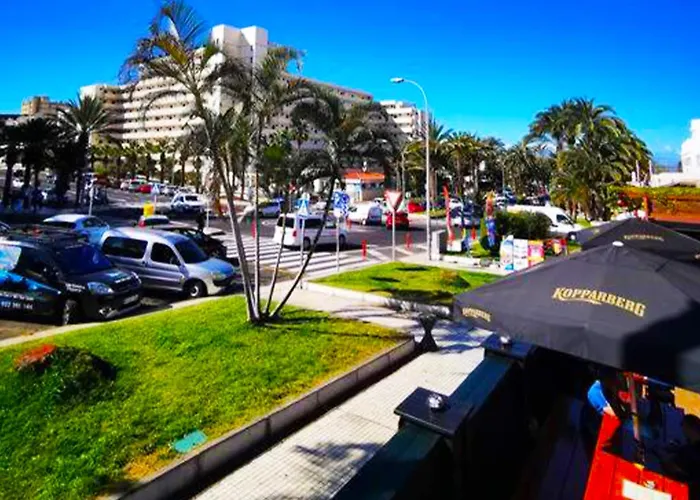 Modern Studio With Pool & Terrace Playa De Las Americas, Tenerife Playa de las Americas (Tenerife)