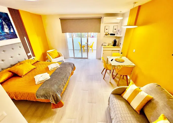 Modern Studio With Pool & Terrace Playa De Las Americas, Tenerife *