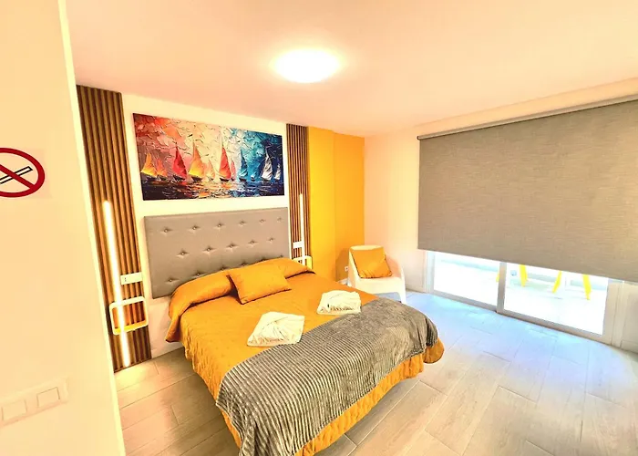 Apartament Modern Studio With Pool & Terrace Playa De Las Americas, Tenerife Playa de las Americas (Tenerife)
